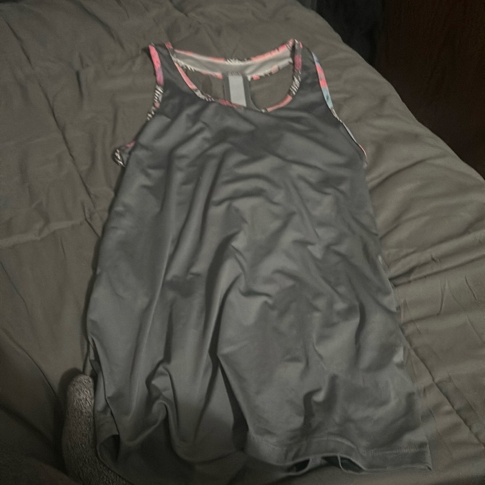 Orange theory size medium